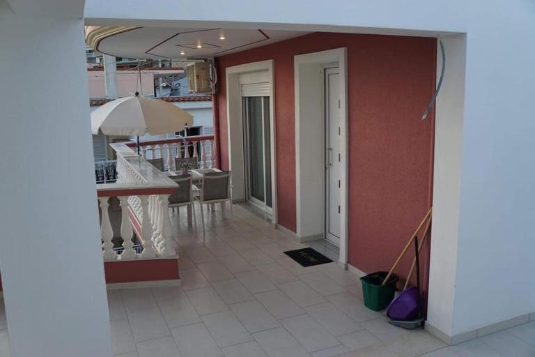 אפרטהוטל סארטי Petros House מראה חיצוני תמונה