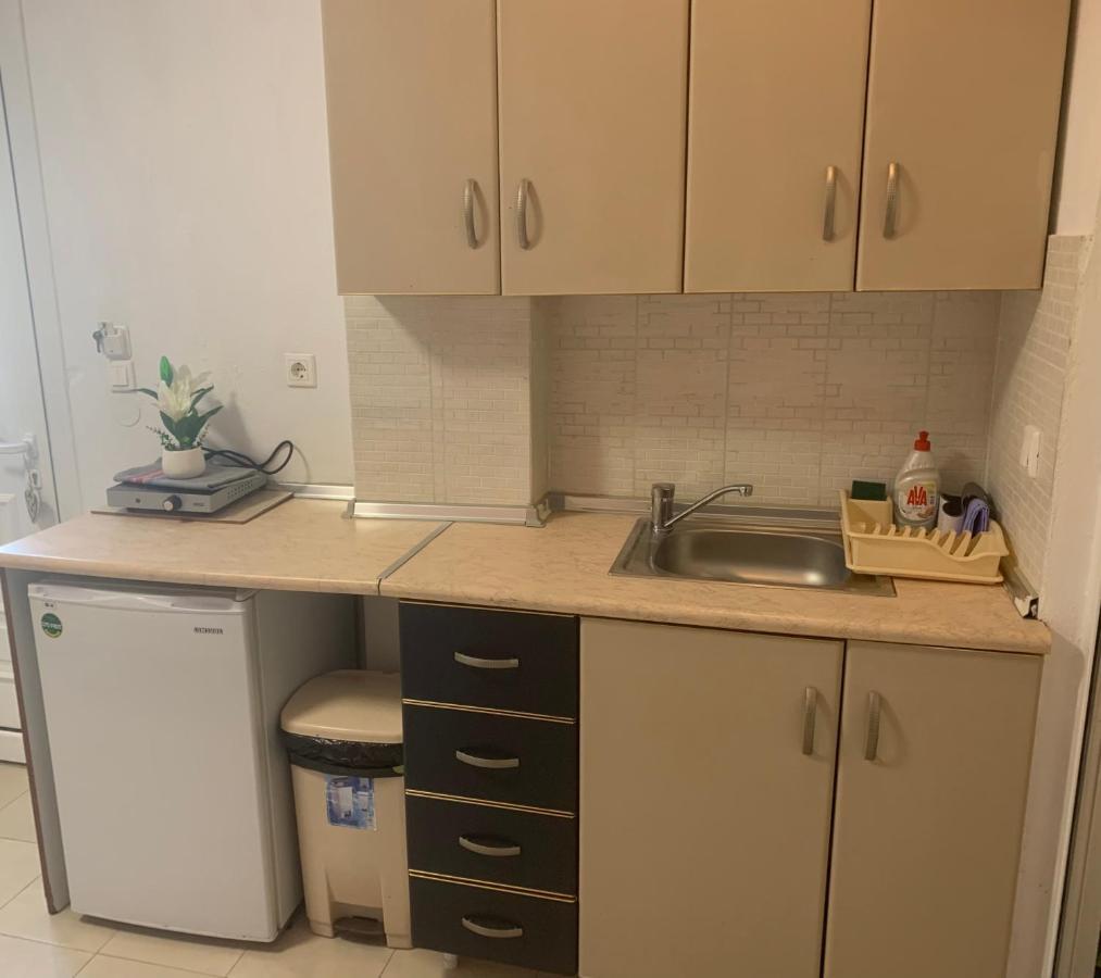 אפרטהוטל סארטי Petros House מראה חיצוני תמונה